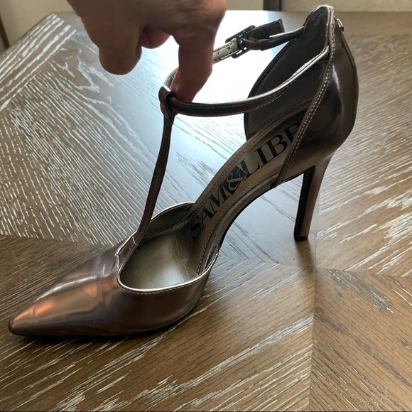 Sam & Libby metallic silver pointed 4.25” heels size 8 - Picture 9 of 17